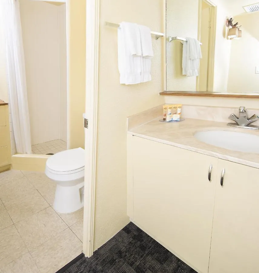 Ohia Waikiki Studio Suites Honolulu
