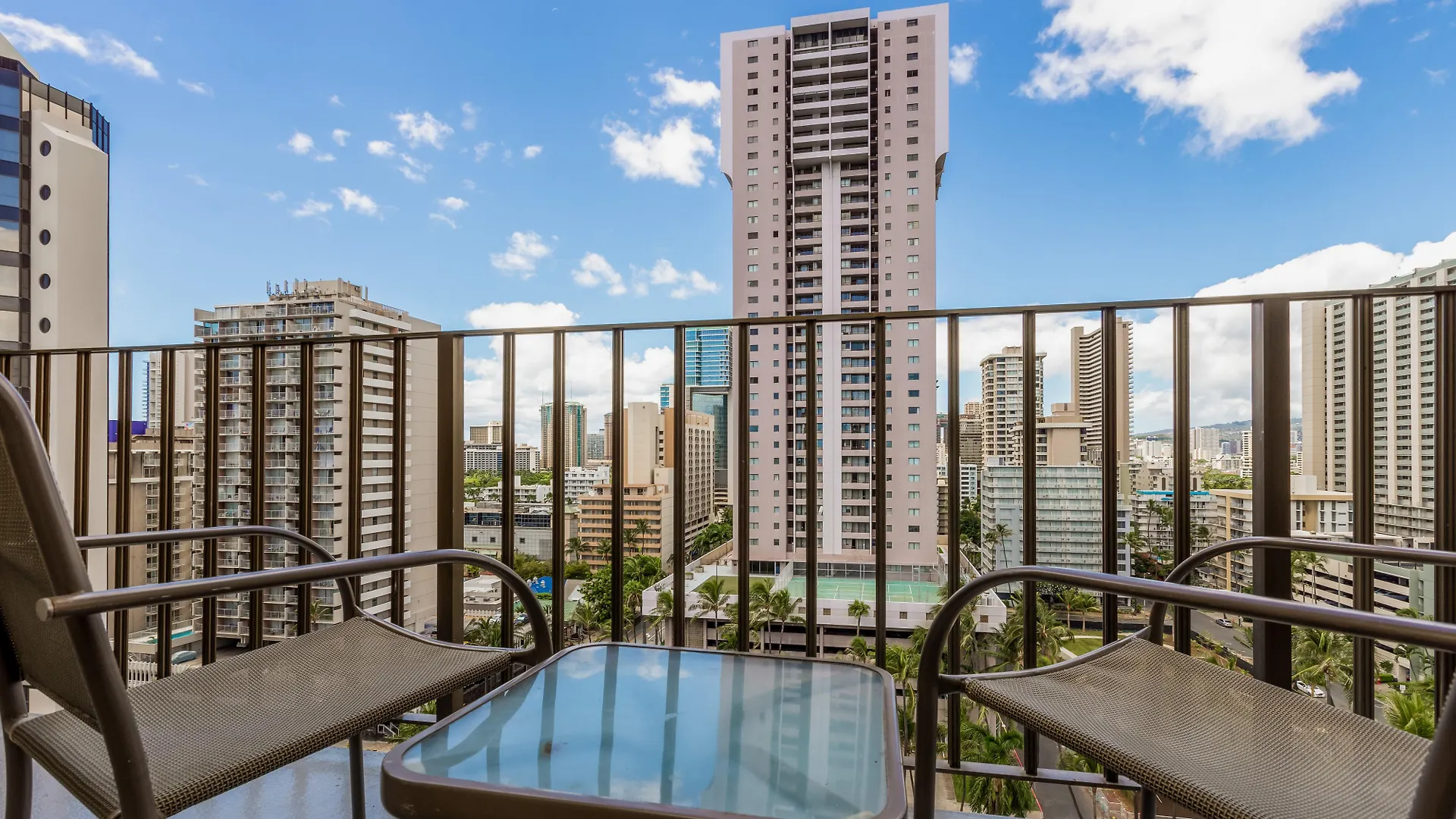 Hotel Ohia Waikiki Studio Suites Honolulu